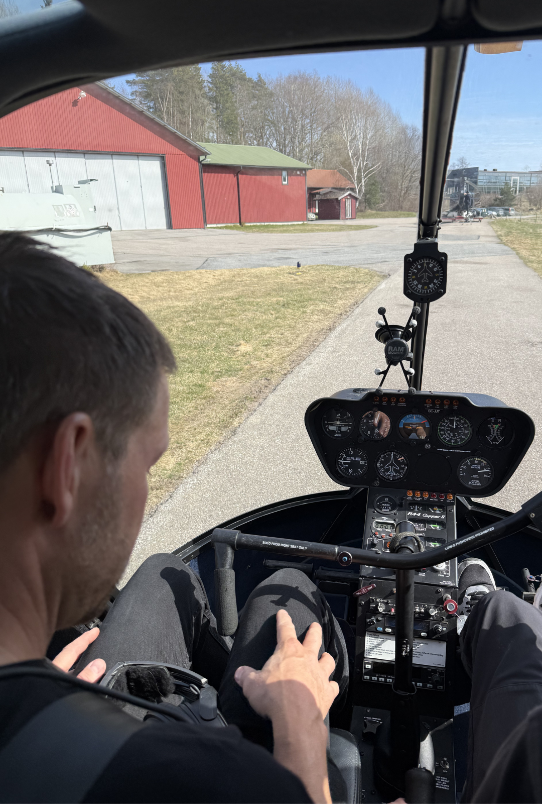 Proficiency Check – PC – helicopter pilot training at Arlanda Helicopter
